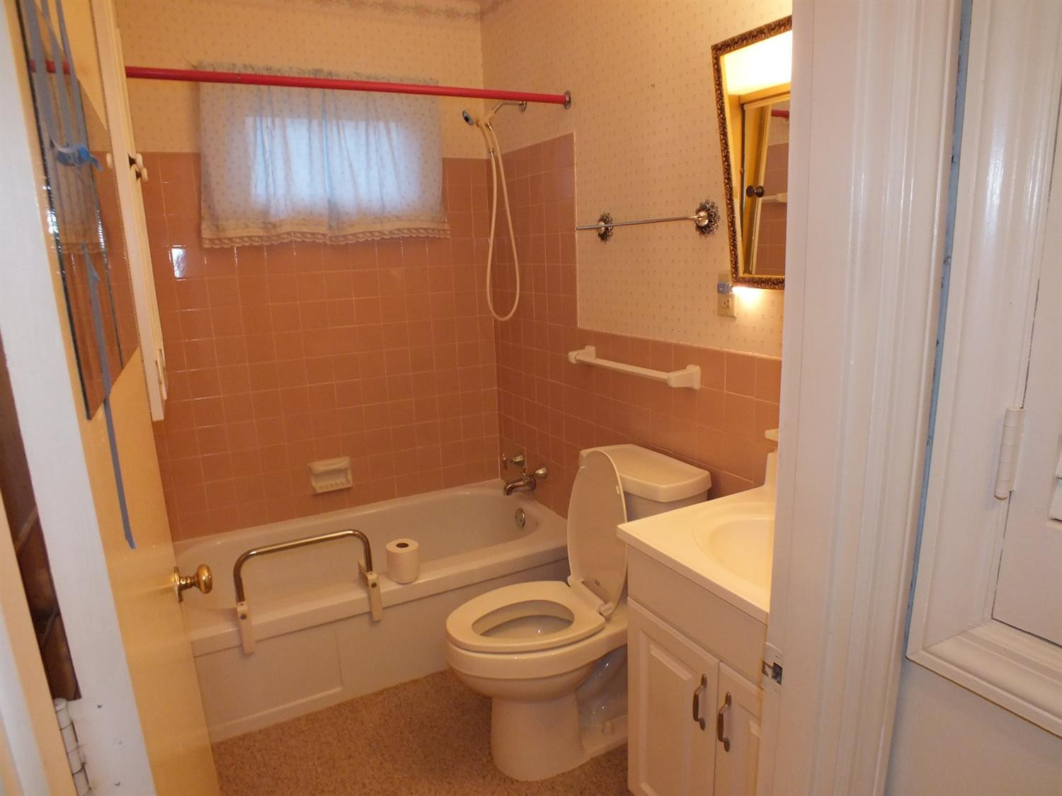 1028 Castleton Way Lexington, KY 40517 - Photo 26 of 30 Photo 26