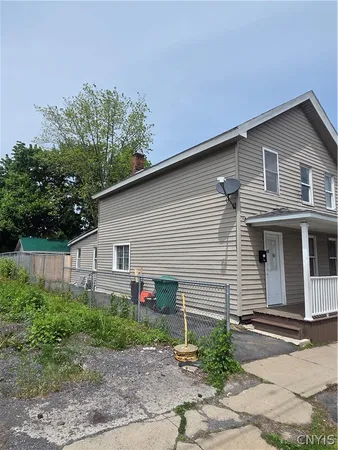 $99,999 | 22 Schuyler Street, Utica, NY 13502