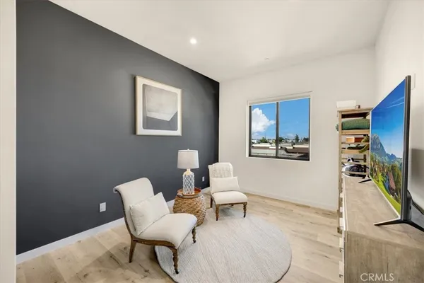 $1,628,000 | 756 West 19th Street, Unit B, Costa Mesa, CA 92627