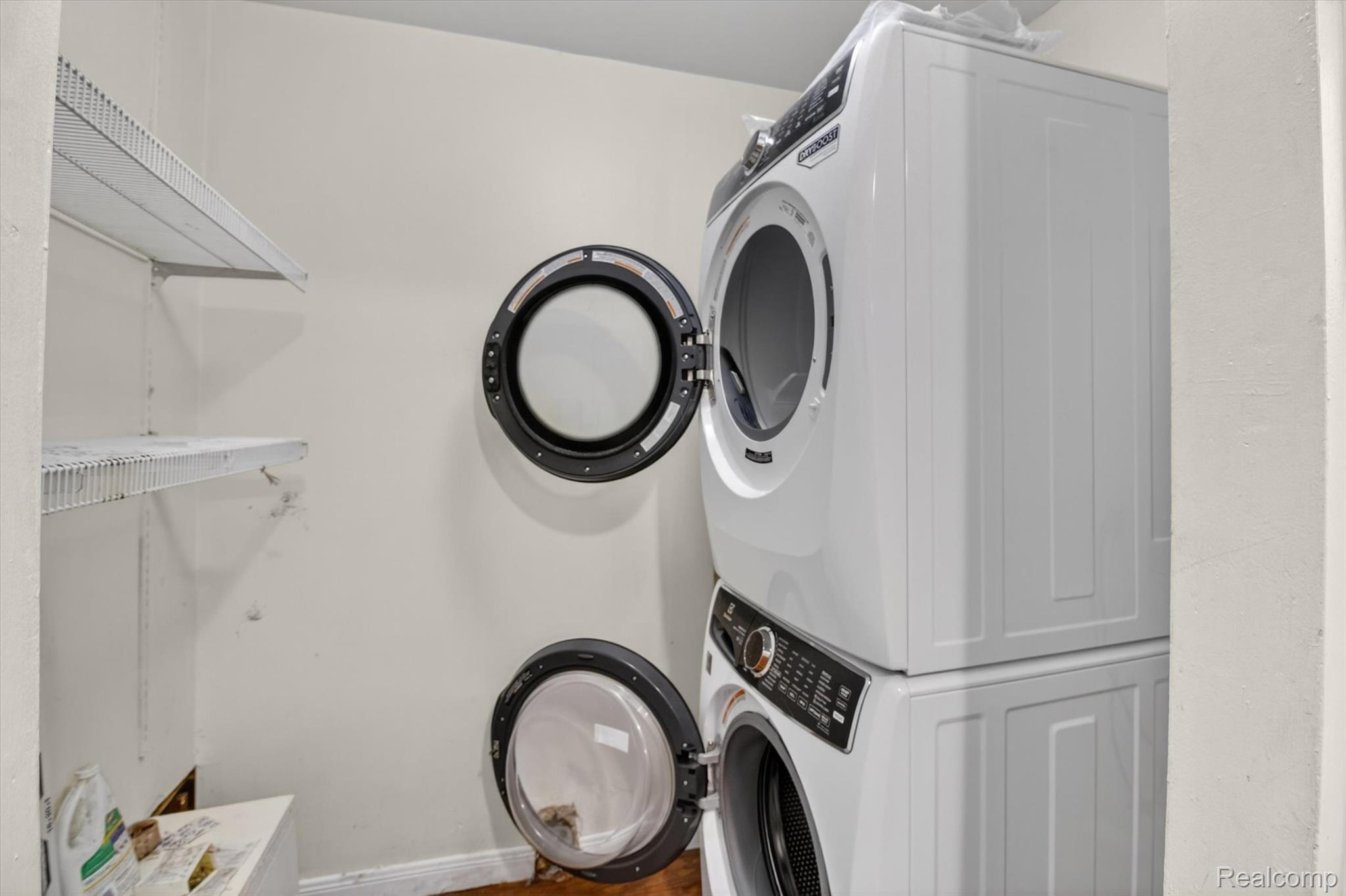 1459 Grove Road Ypsilanti, MI 48198 - Photo 18 of 36 18-1459-Grove-Rd-WindowStill-Photography.jpg