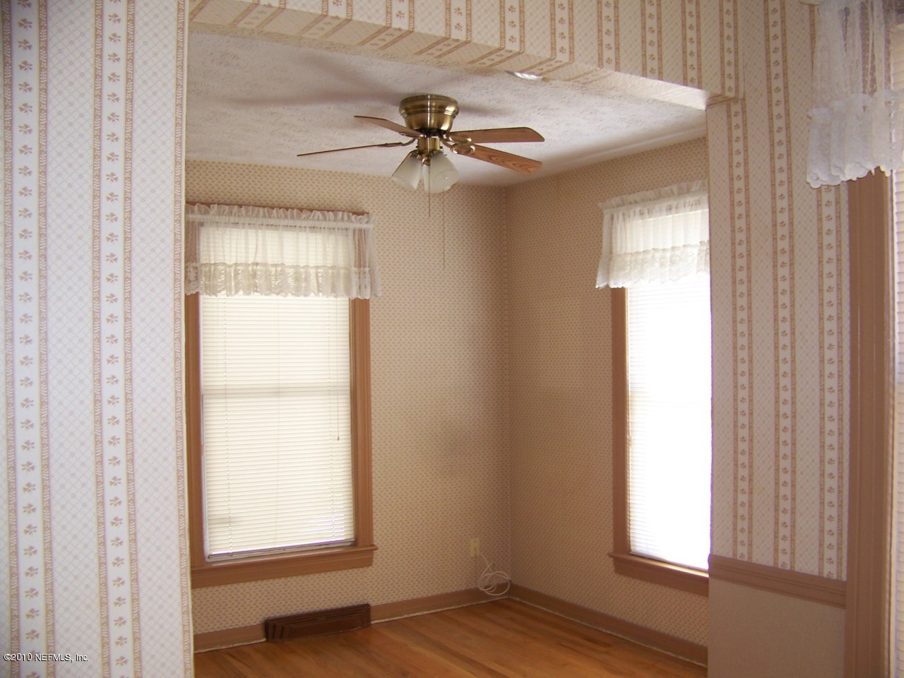 9761 Kline Road Jacksonville, FL 32246 - Photo 19 of 71 a view of an empty room with a window