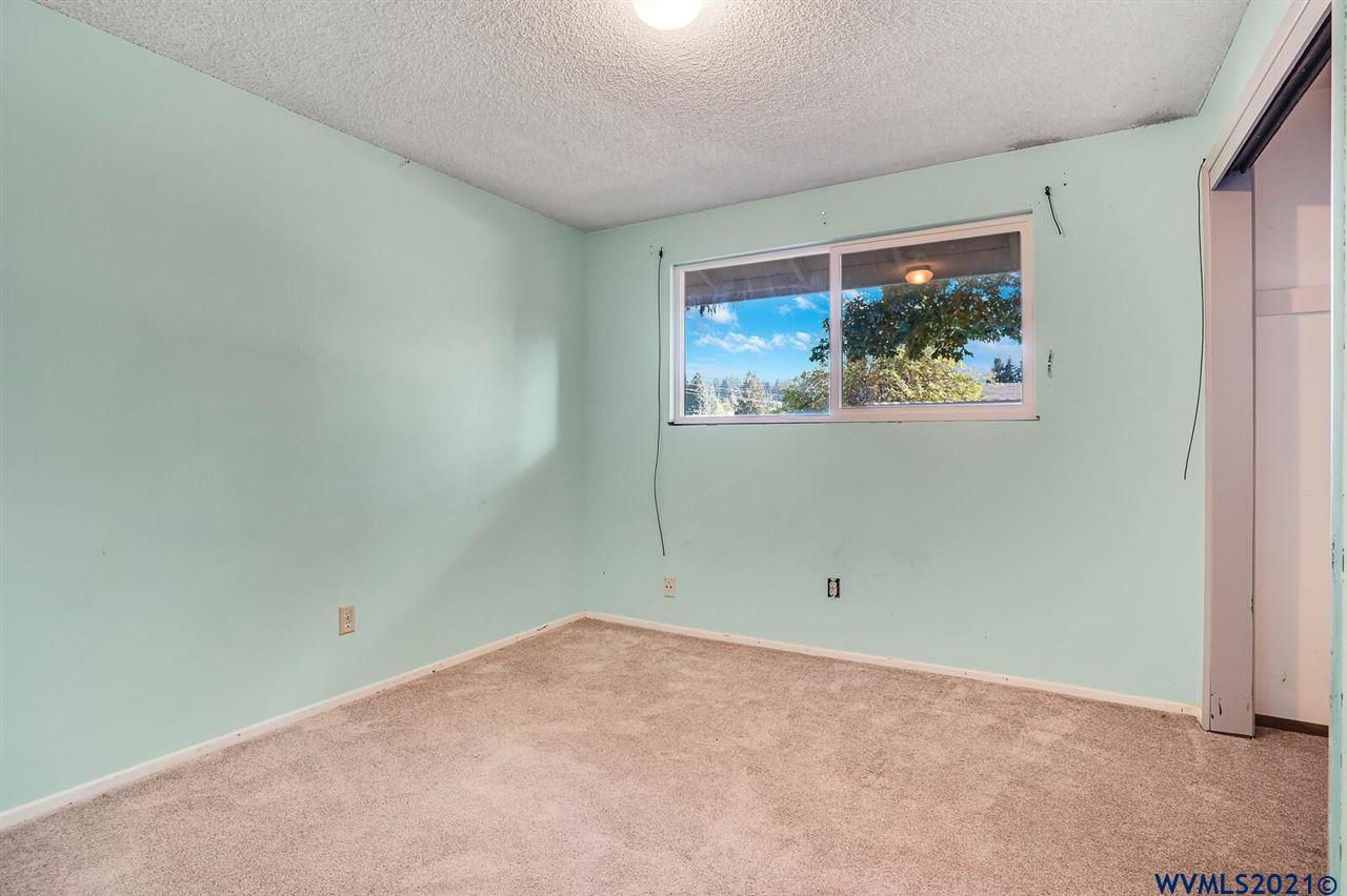 220 Southwest Maple Street Dallas, OR 97338 - Photo 22 of 31 Gallery Image 22
