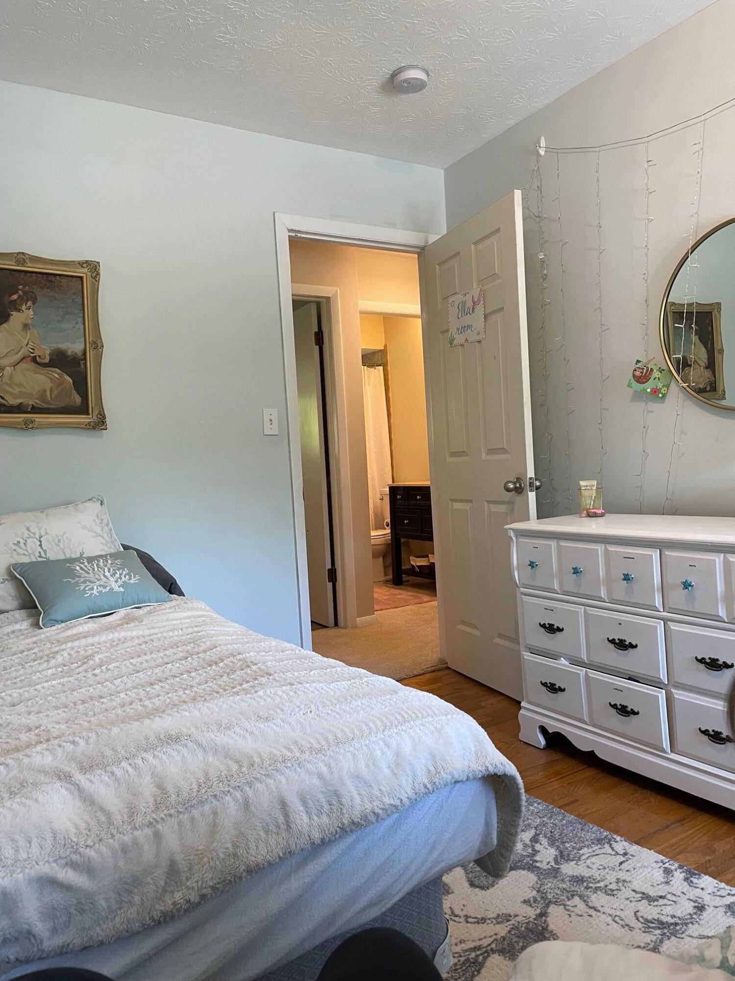 5525 Rockport Road Columbus, OH 43235 - Photo 19 of 28 Bedroom 3