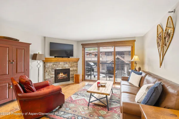 $995,000 | 400 Wood Road, Unit 2104B, Snowmass Village, CO 81615