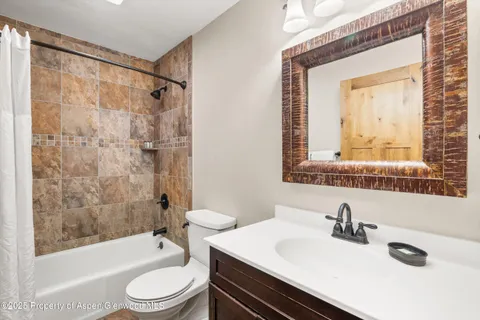 $1,015,000 | 400 Wood Road, Unit 2104B, Snowmass Village, CO 81615