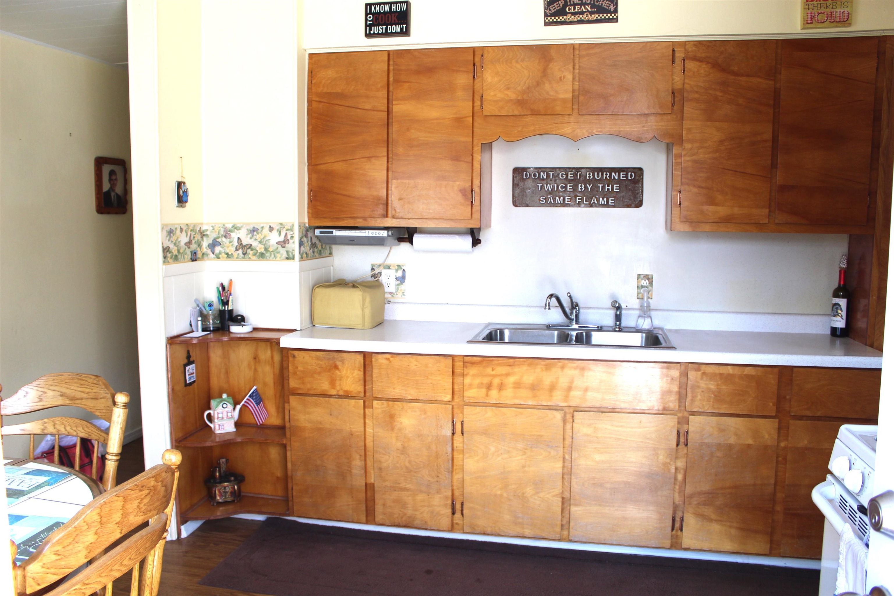 9122 North Genesee Road Mount Morris, MI 48458 - Photo 6 of 20 50142428-e9bd1ecf-247a-420c-80bc-294f12869d84.JPG