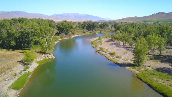 $1,900,000 | 389 Wrangler Lane, Challis, ID 83226