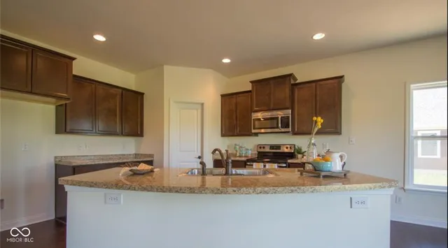 $410,000 | 10613 North Country View Way, Mooresville, IN 46158