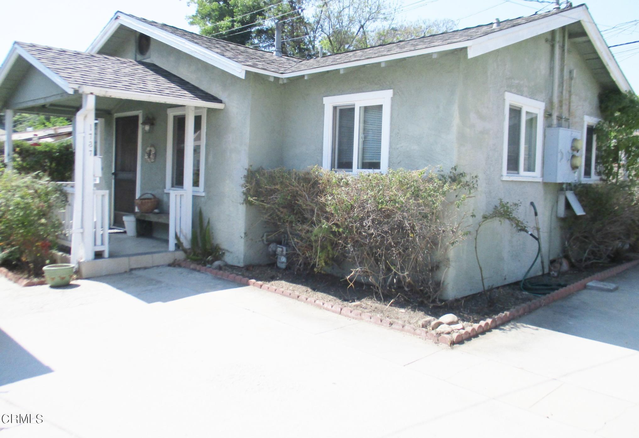 1735 Whitefield Road Pasadena, CA 91104 - Photo 22 of 47 1735 Whitefield Dr - Rear house exterior