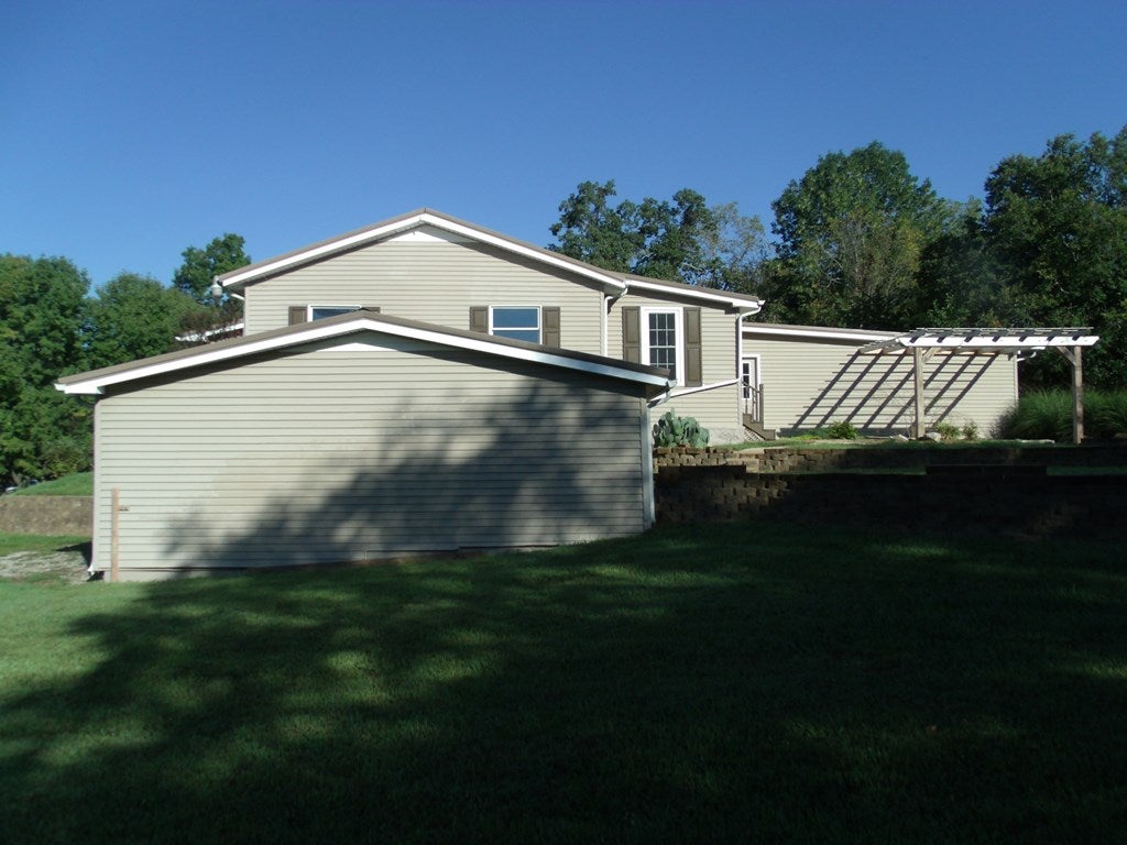 906 Grinstead Mill Road Cave City, KY 42127 - Photo 15 of 21 Gallery Image 15