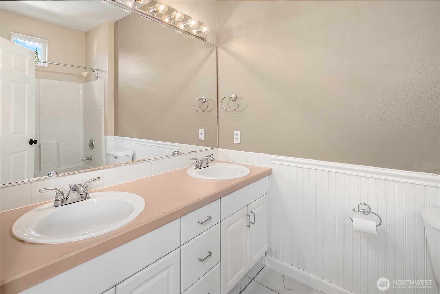 23908 Bothell Everett Highway, Unit A304 Bothell, WA 98021 - Photo 19 of 29