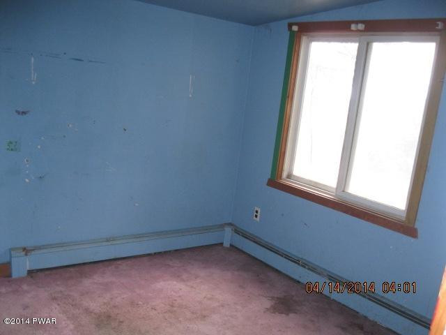 28 Gumbletown Road Tafton, PA 18464 - Photo 7 of 14 Gallery Image 7
