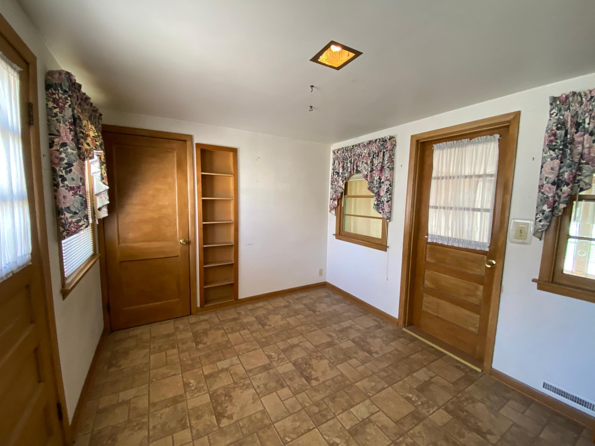 2021 Tower Road Albert Lea, MN 56007 - Photo 23 of 50