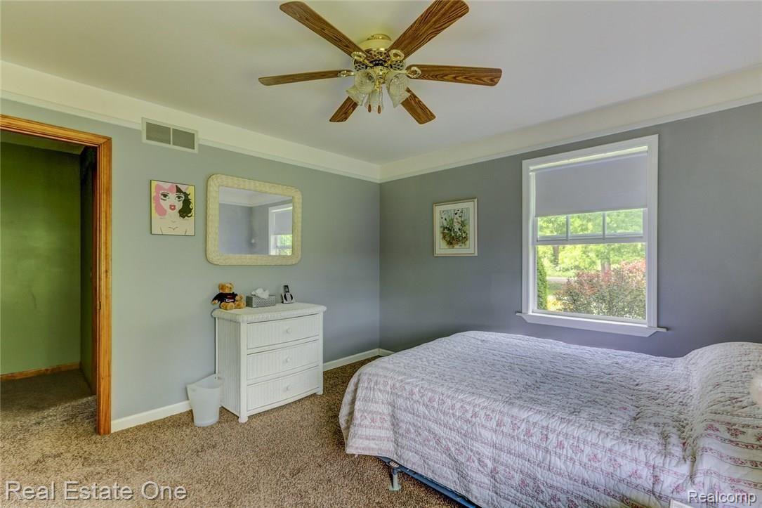 10039 Big Lake Road Clarkston, MI 48346 - Photo 29 of 52 Big Lake 43.jpg