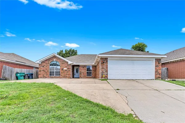 $284,900 | 8444 Miami Springs Drive, Fort Worth, TX 76123