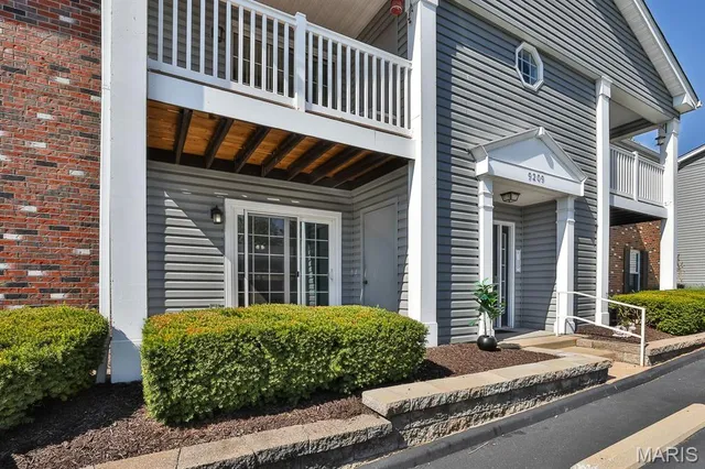 $169,900 | 9209 Bent Pine Court, Unit H, St. Louis, MO 63126