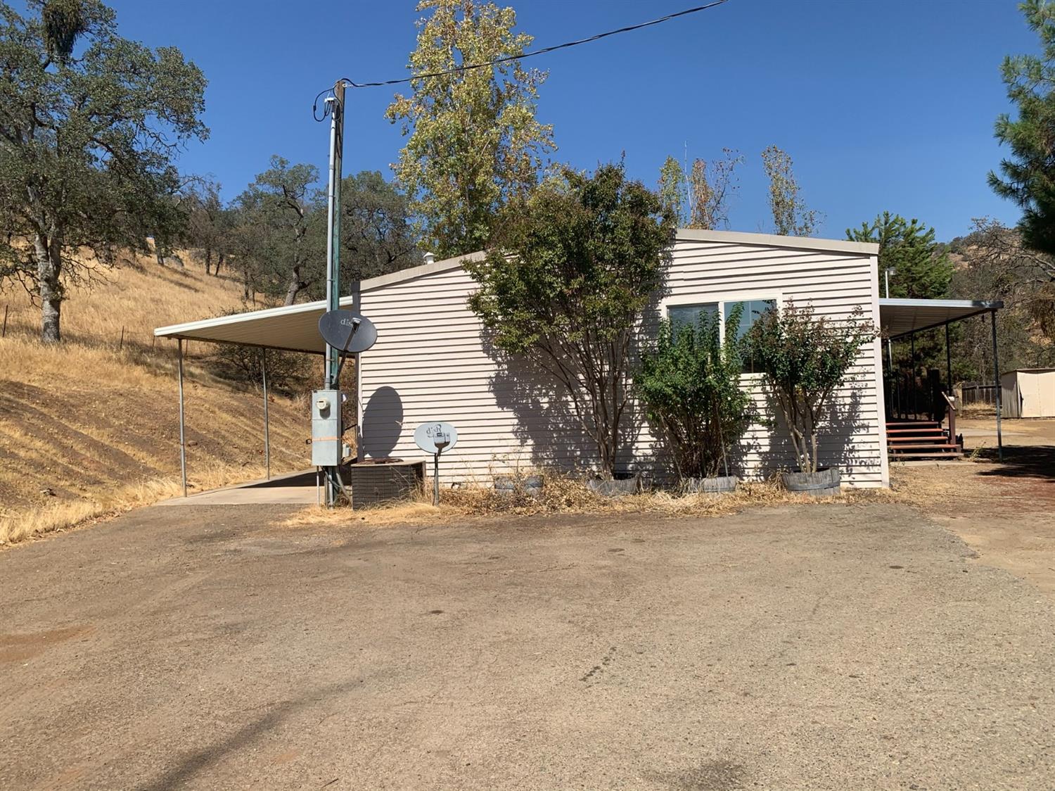 40621 Iris Road Squaw Valley, CA 93675 - Photo 2 of 53 Gallery Image 2