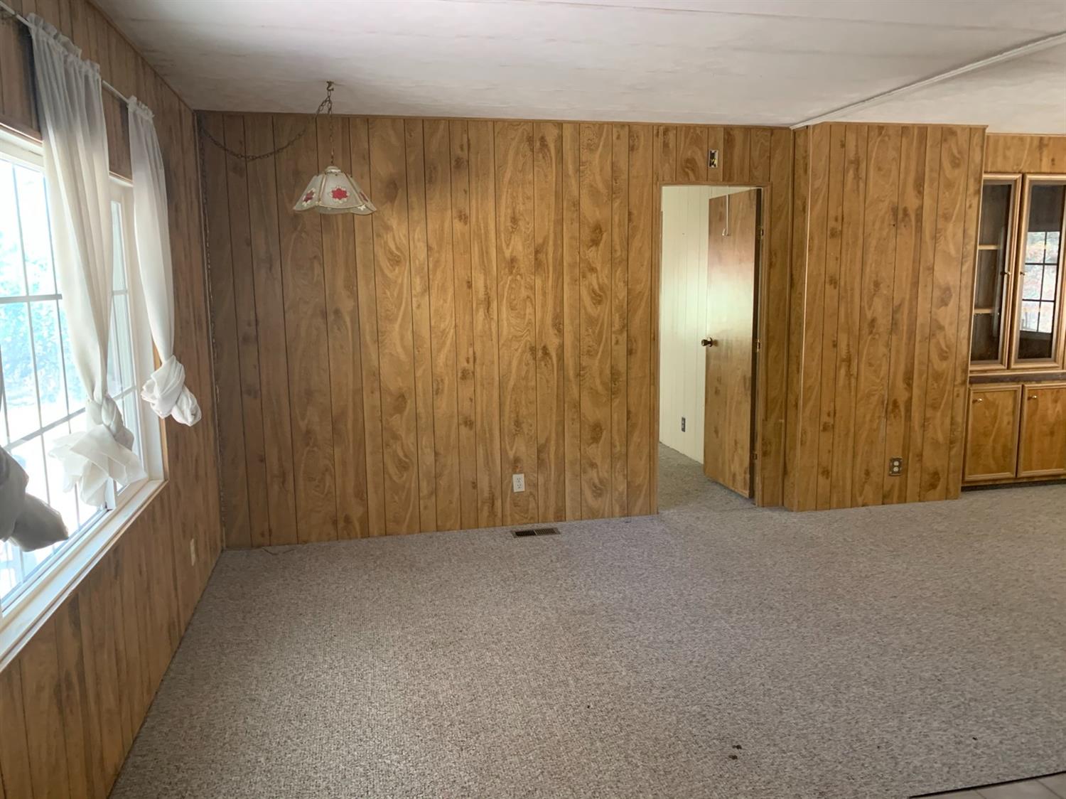40621 Iris Road Squaw Valley, CA 93675 - Photo 6 of 53 Gallery Image 6