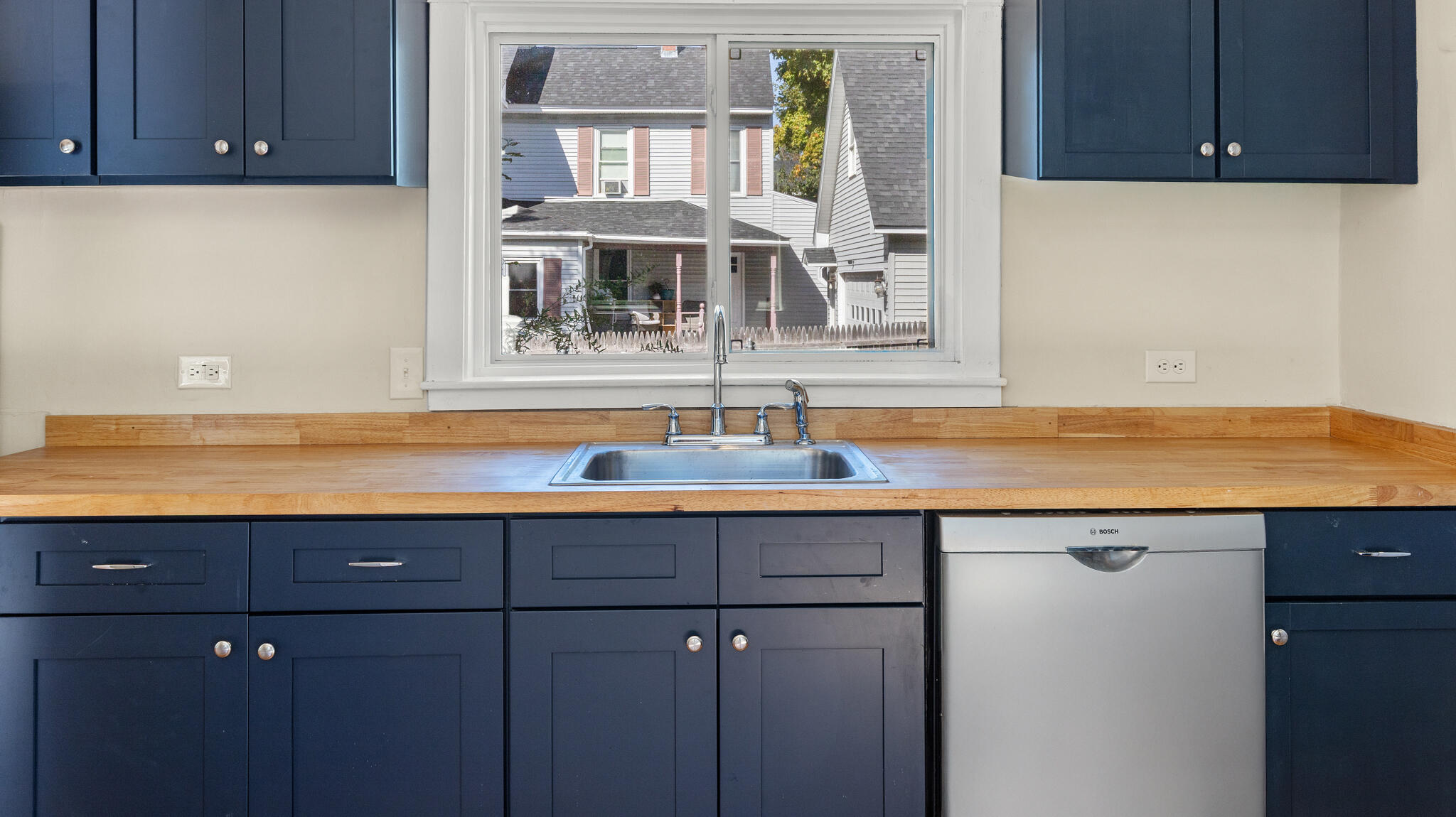 113 Elm Street Bangor, ME 04401 - Photo 12 of 109 _MG_8554