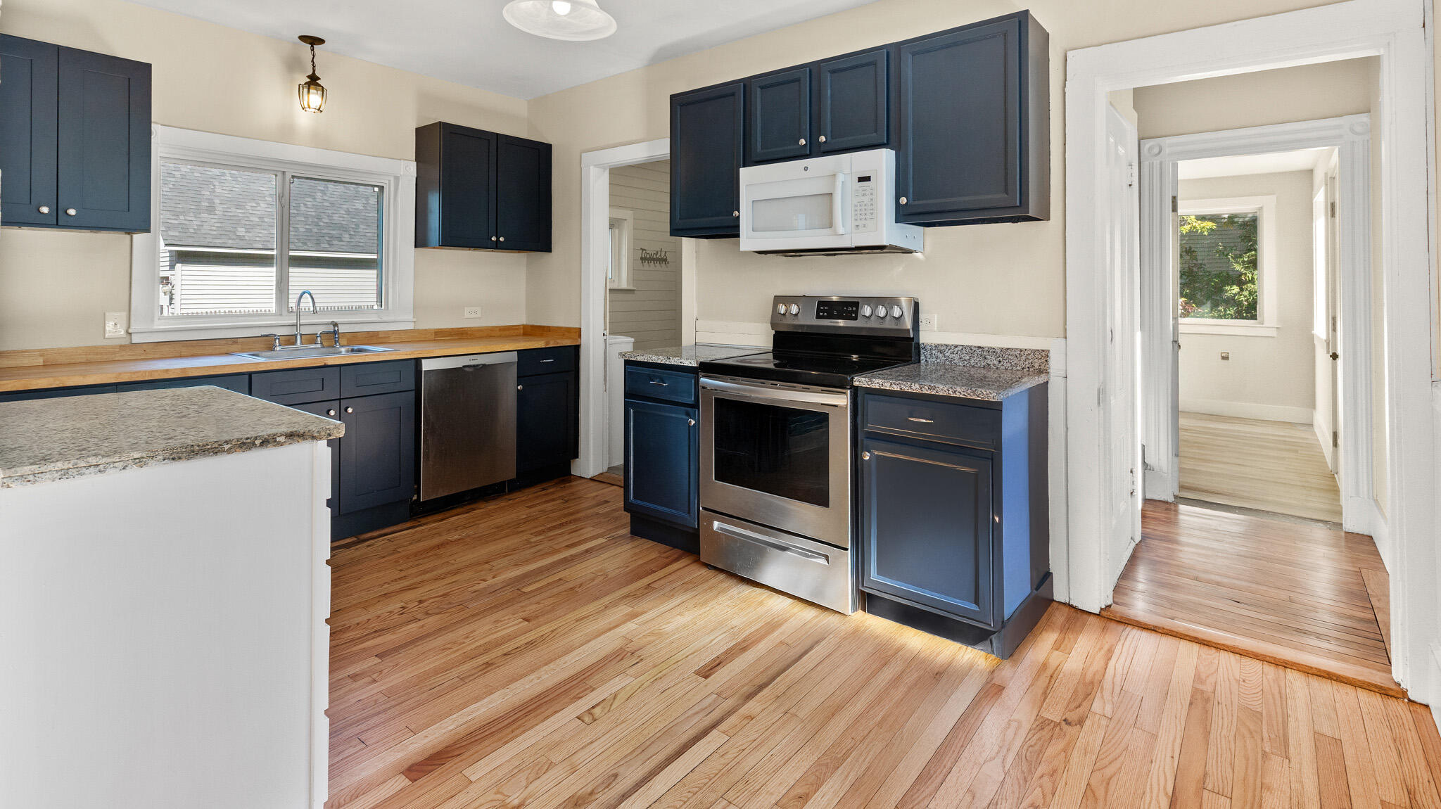 113 Elm Street Bangor, ME 04401 - Photo 13 of 109 _MG_8542