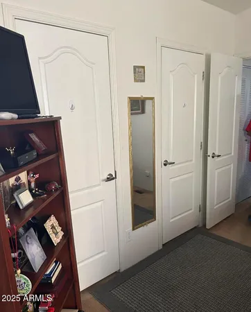 a view of an entryway and livingroom