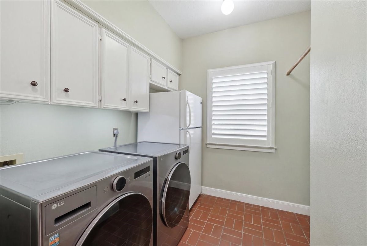6411 North Farm To Market 565 Road Baytown, TX 77523 - Photo 23 of 40