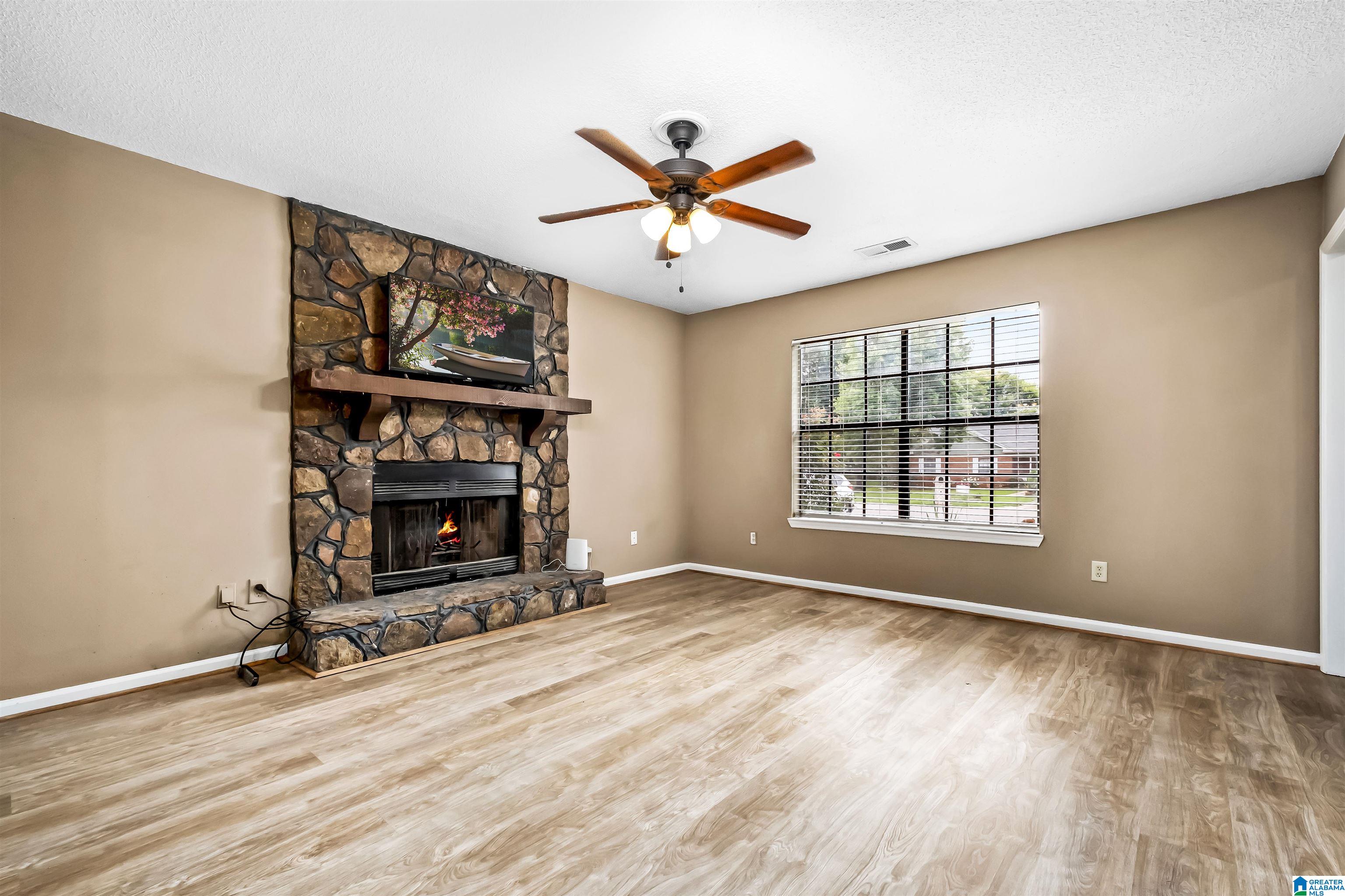 125 Mangrove Drive Alabaster, AL 35007 - Photo 6 of 38