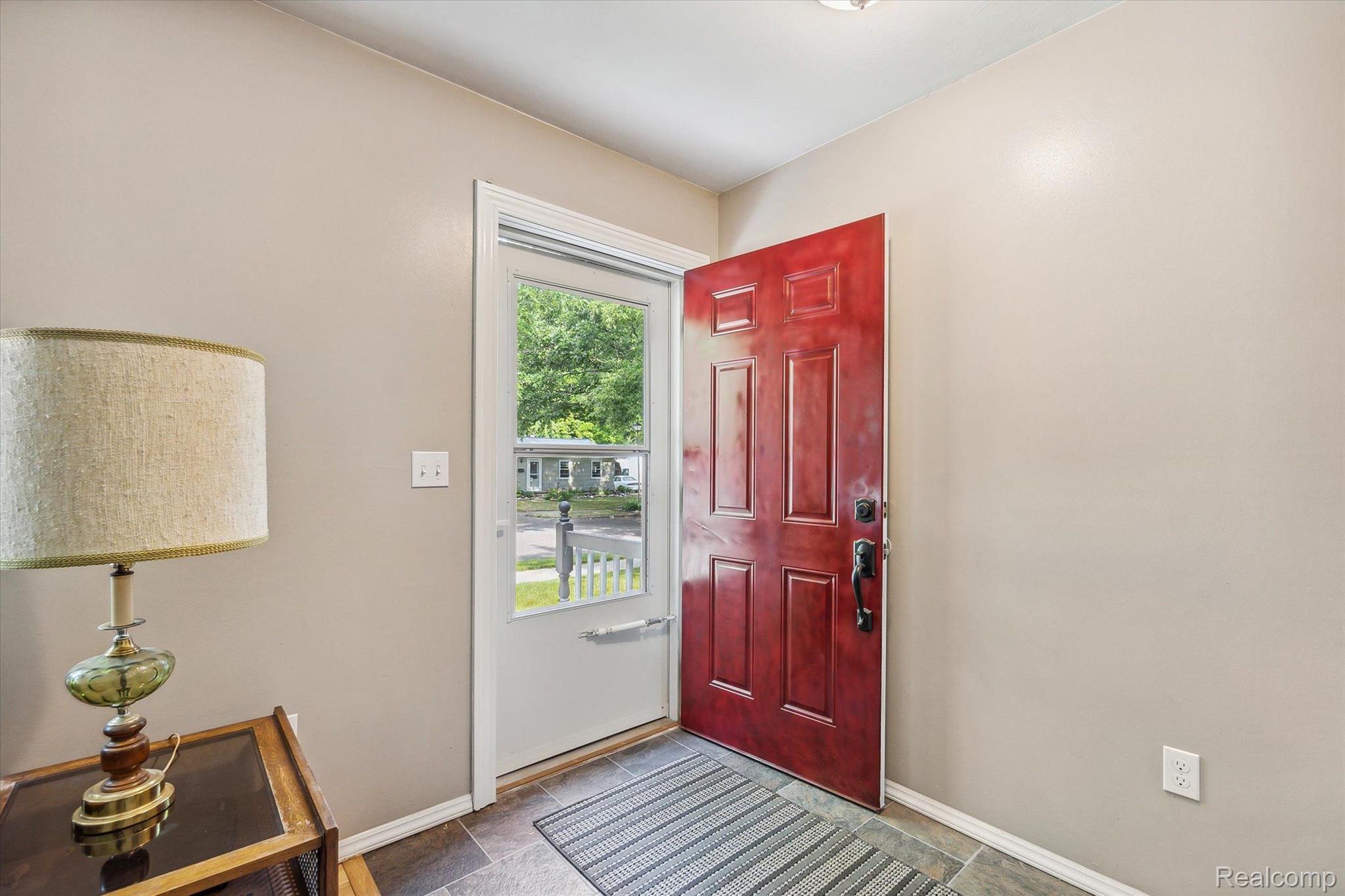 3125 Shetland Road Lansing, MI 48911 - Photo 6 of 31 Gallery Image 6