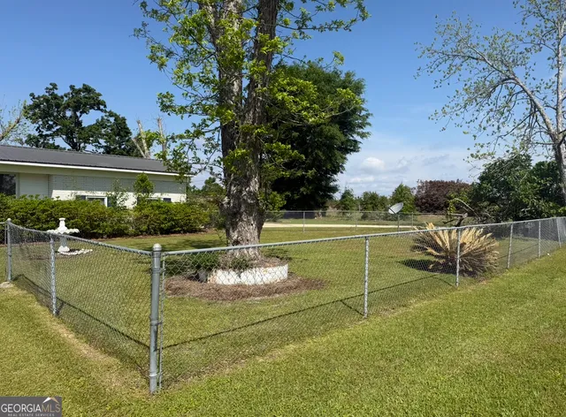 $190,000 | 27 Park Lane, Hazlehurst, GA 31539