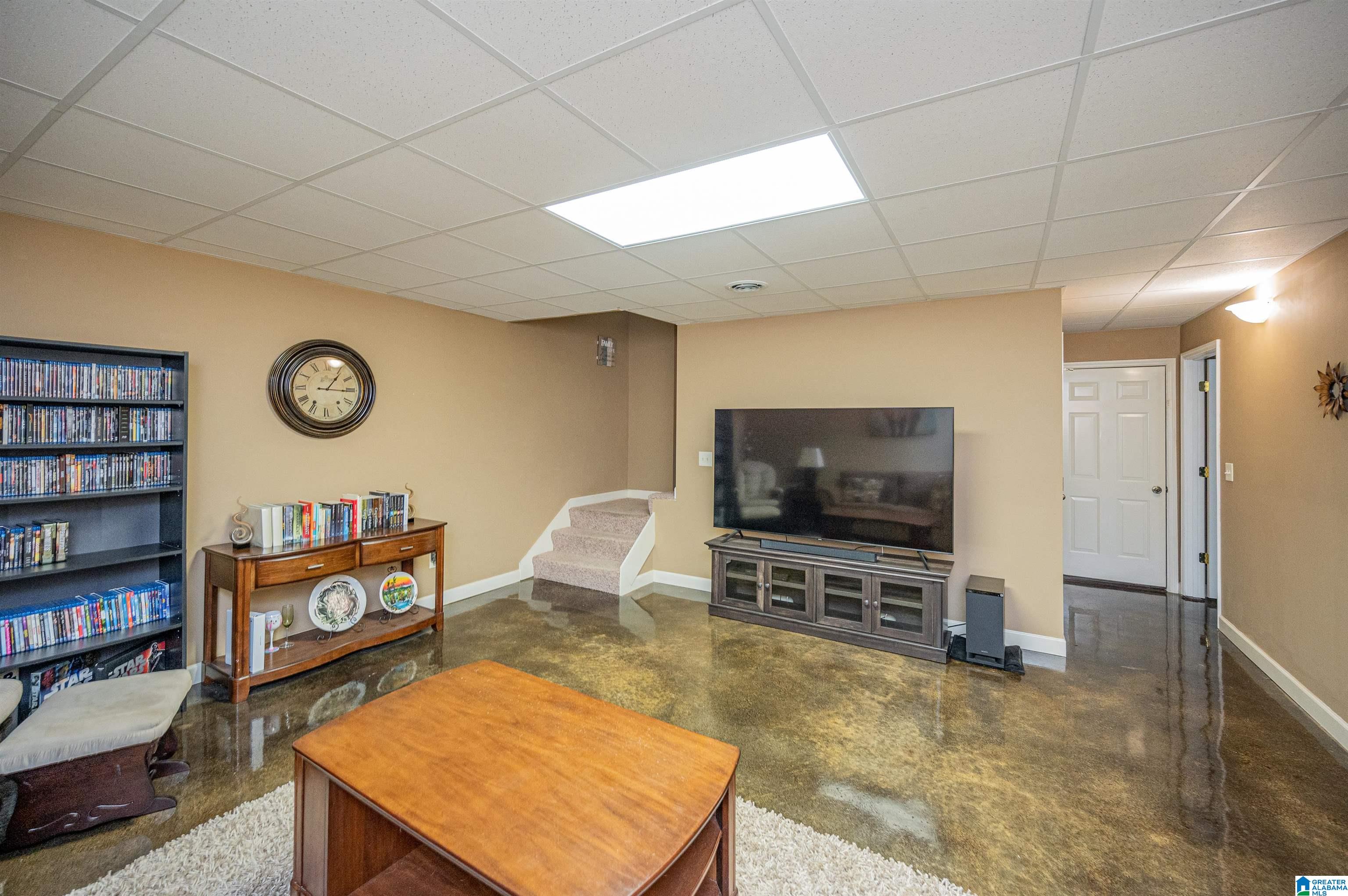1012 Lake View Lane Calera, AL 35040 - Photo 33 of 50