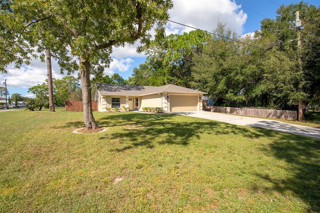 950 Spring Garden Street Altamonte Springs, FL 32701 - Photo 3 of 48 Gallery Image 3