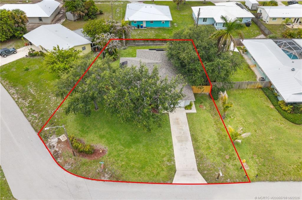 1094 Northwest 14th Street Stuart, FL 34994 - Photo 3 of 28
