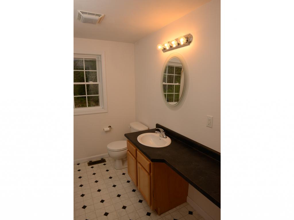 652 Rte 13 Milford, NH 03055 - Photo 11 of 28 Gallery Image 11