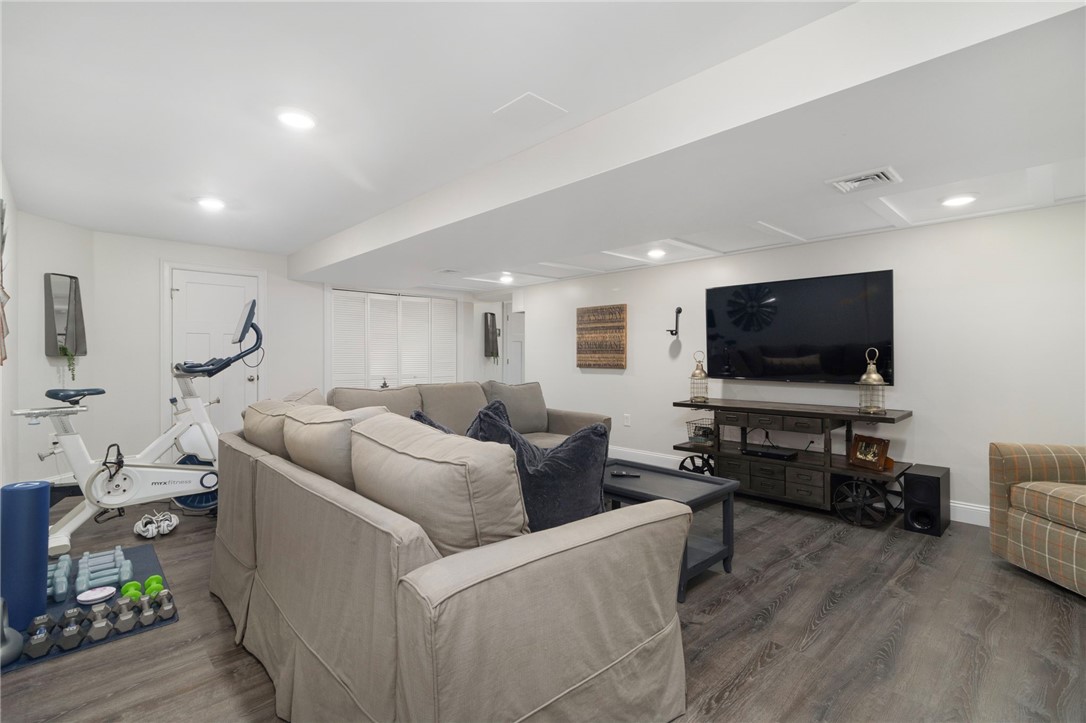 80 Conley Avenue, Unit 9 Cranston, RI 02921 - Photo 37 of 48