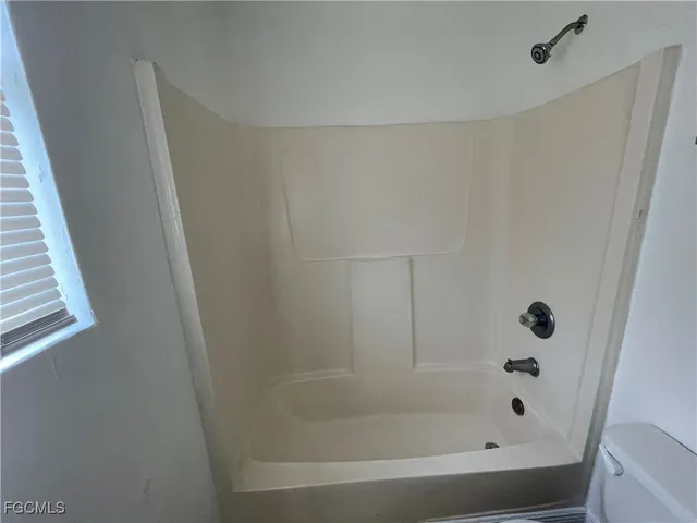 $1,900 | 2505 Northeast 22nd Place, Cape Coral, FL 33909