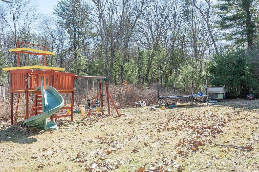 68 Lowell Road North Reading, MA 01864 - Photo 17 of 20 Gallery Image 17