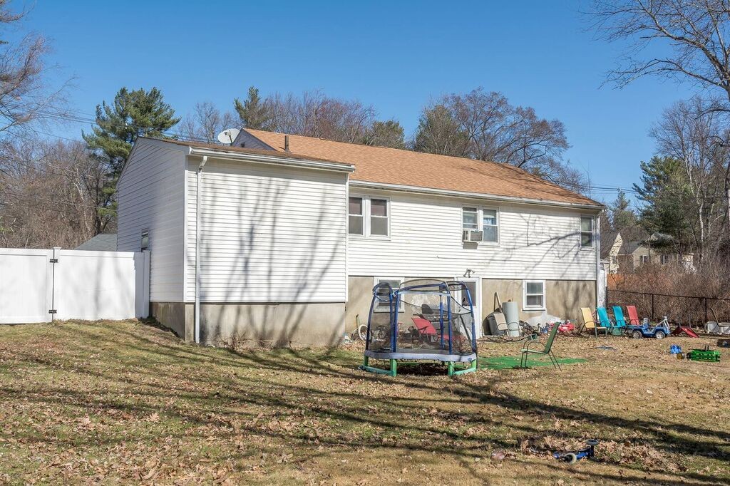 68 Lowell Road North Reading, MA 01864 - Photo 18 of 20 Gallery Image 18