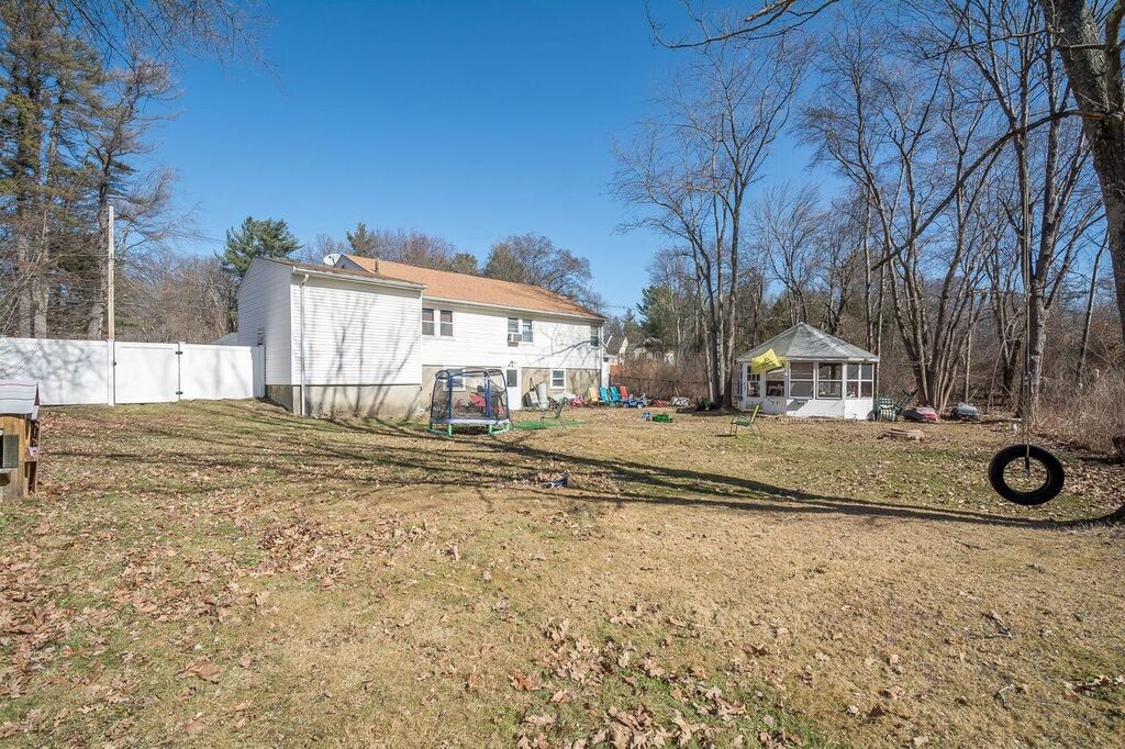 68 Lowell Road North Reading, MA 01864 - Photo 19 of 20 Gallery Image 19
