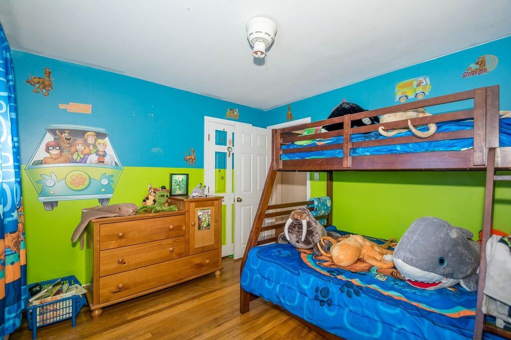 68 Lowell Road North Reading, MA 01864 - Photo 10 of 20 Gallery Image 10
