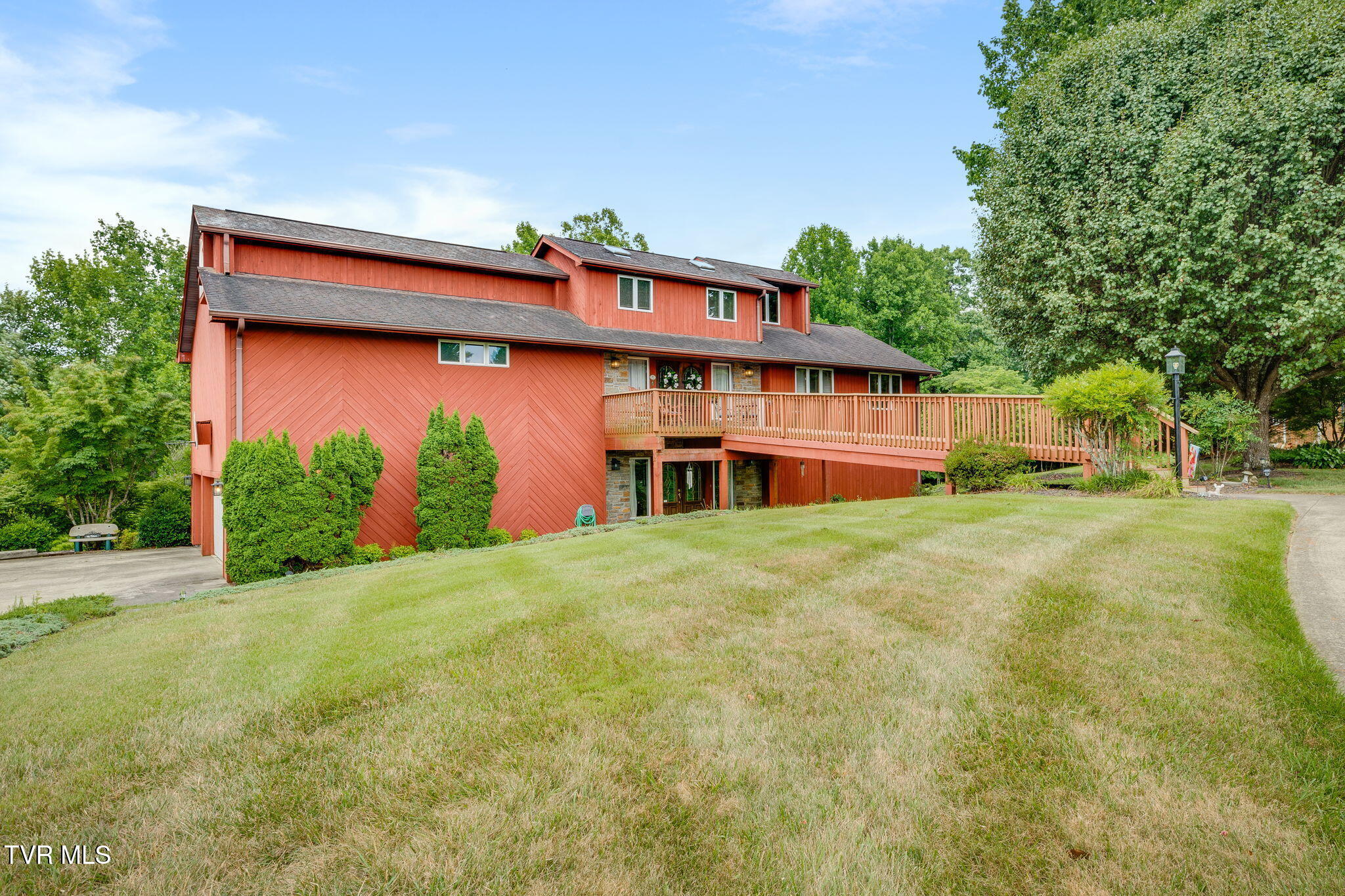 815 Quail Ridge Court Elizabethton, TN 37643 - Photo 1 of 40 001