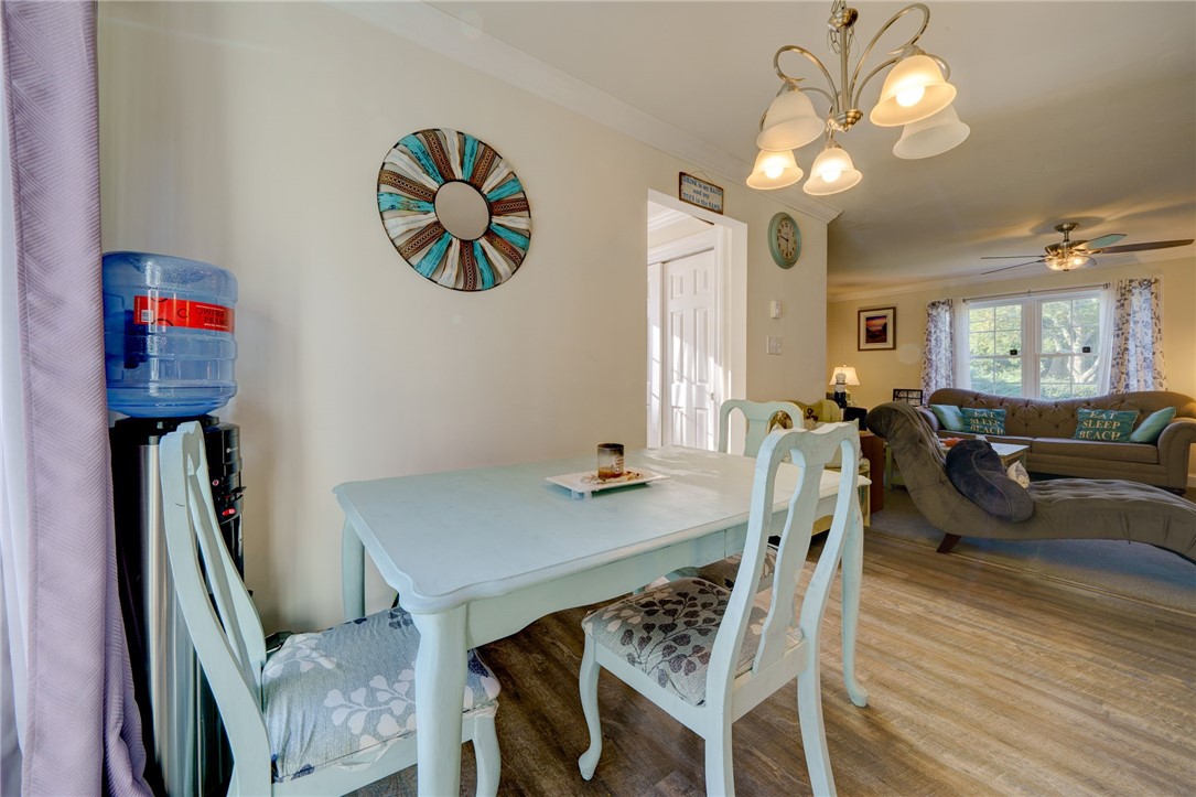 77 Benson Avenue Westerly, RI 02891 - Photo 10 of 42