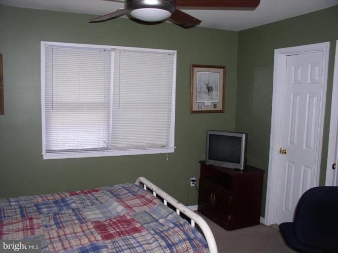 19116 Chandlee Mill Road Sandy Spring, MD 20860 - Photo 9 of 14 Bedroom #1