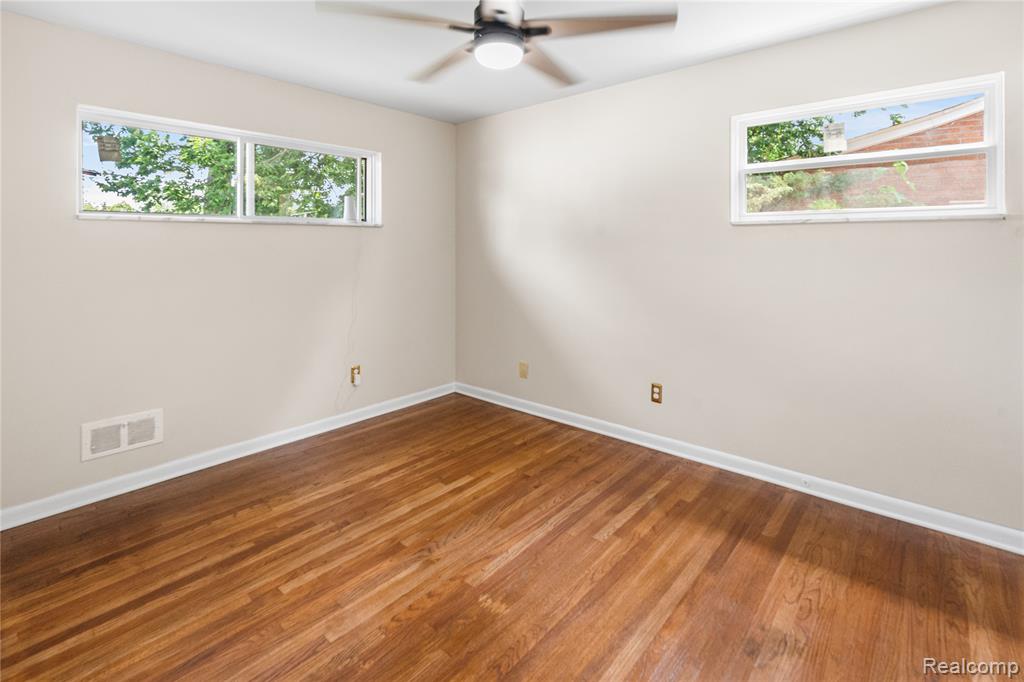 20540 Sunderland Road Detroit, MI 48219 - Photo 13 of 23 Gallery Image 13