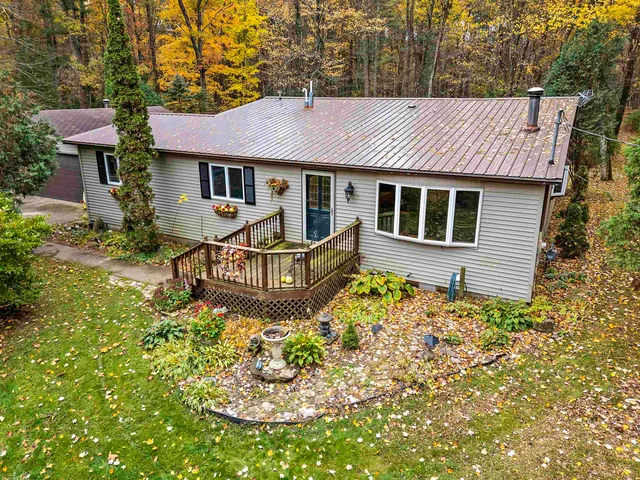 $291,000 | W6763 Curt Black Road, Shawano, WI 54166