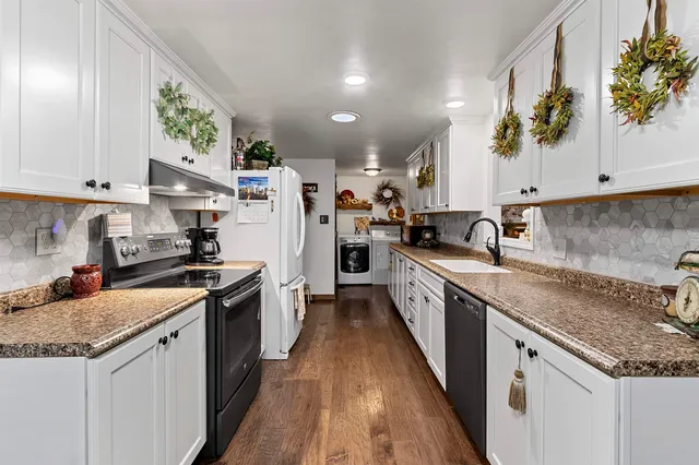 $291,000 | W6763 Curt Black Road, Shawano, WI 54166