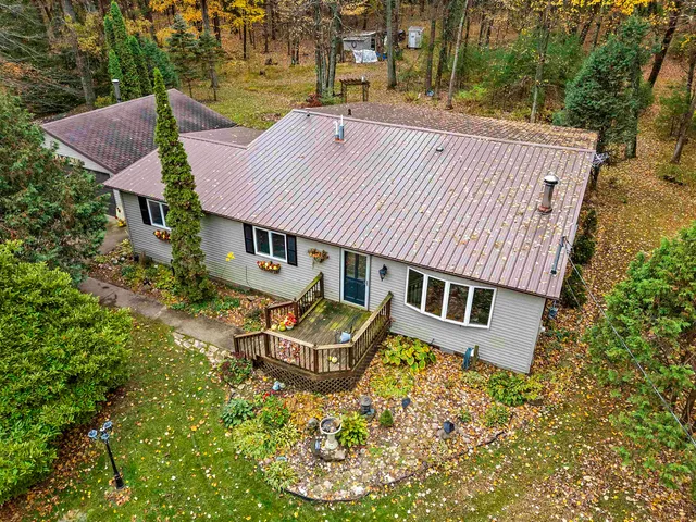 $291,000 | W6763 Curt Black Road, Shawano, WI 54166