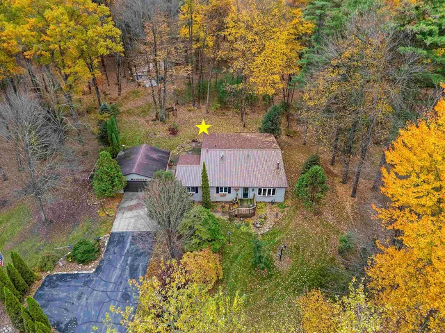 $291,000 | W6763 Curt Black Road, Shawano, WI 54166