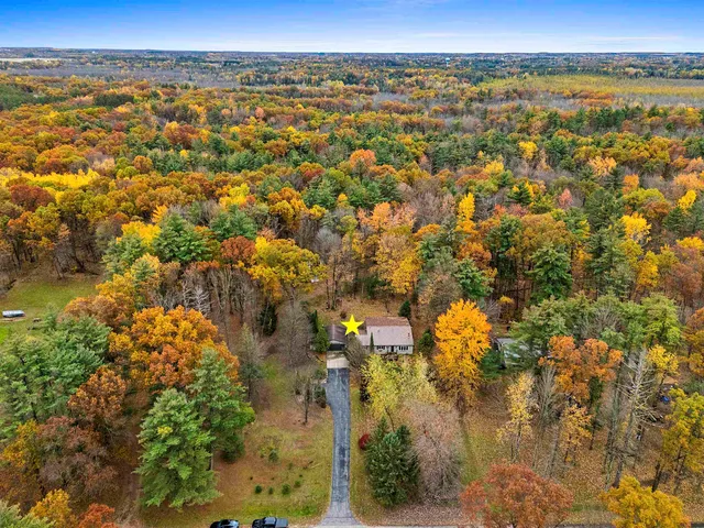 $291,000 | W6763 Curt Black Road, Shawano, WI 54166