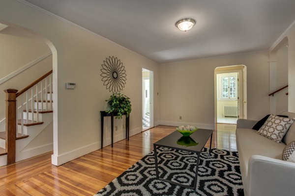 10 Hillcrest Road Beverly, MA 01915 - Photo 7 of 29 Gallery Image 7