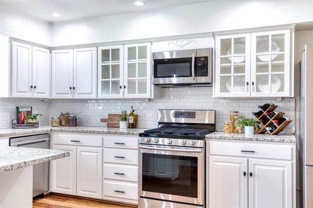 $435,000 | 402 Nottingham Drive, Richardson, TX 75080